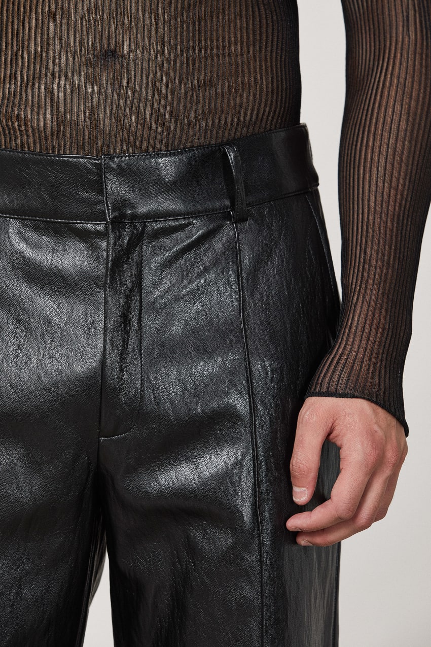 Patrizia Pepe Regular Fit Pants In Coated Fabric Zwart | HTX412869